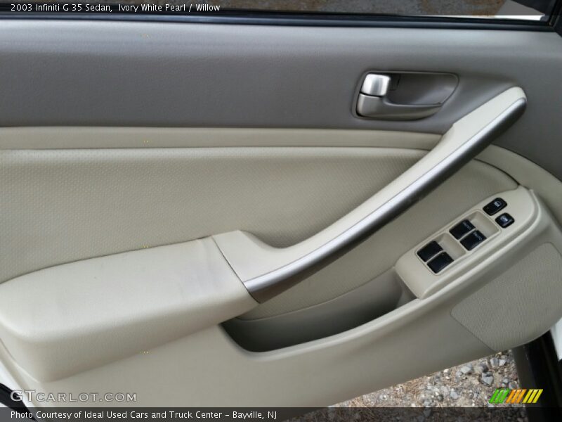 Ivory White Pearl / Willow 2003 Infiniti G 35 Sedan