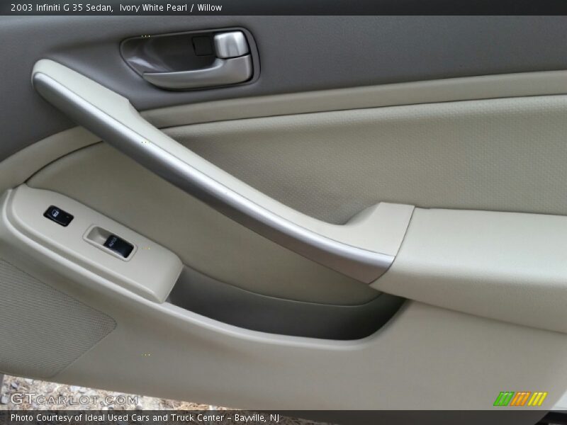 Ivory White Pearl / Willow 2003 Infiniti G 35 Sedan