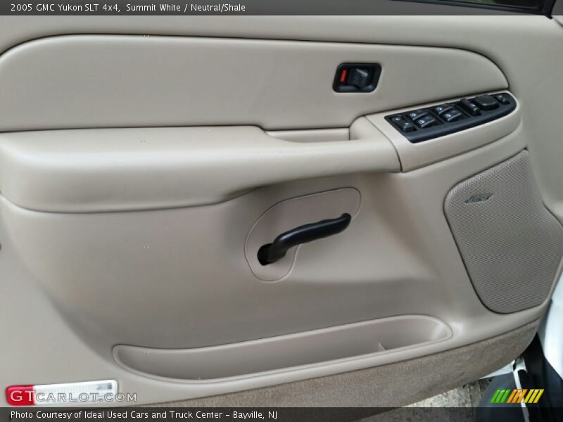 Summit White / Neutral/Shale 2005 GMC Yukon SLT 4x4