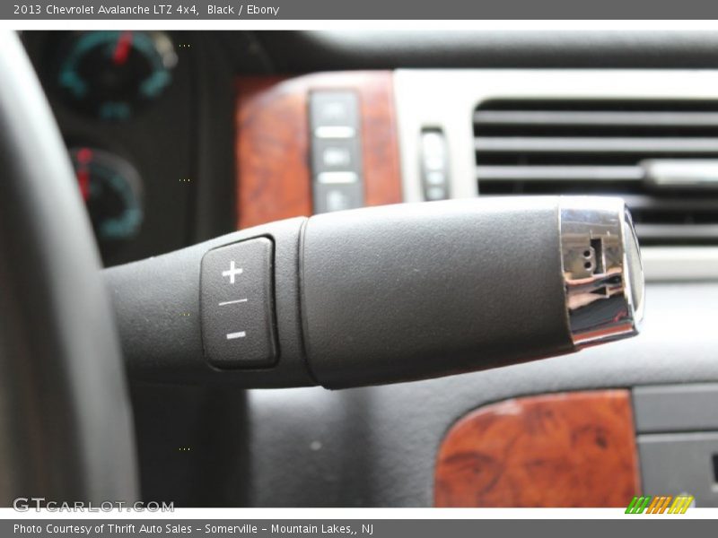 Black / Ebony 2013 Chevrolet Avalanche LTZ 4x4