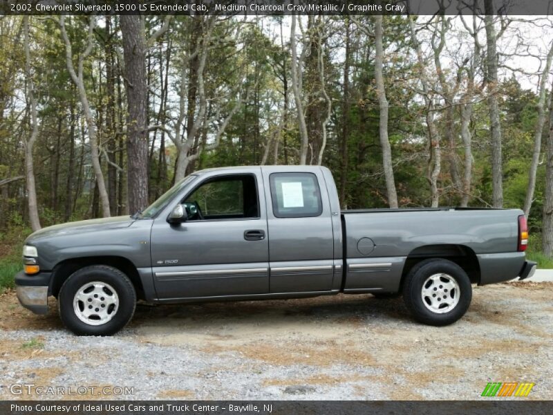 Medium Charcoal Gray Metallic / Graphite Gray 2002 Chevrolet Silverado 1500 LS Extended Cab