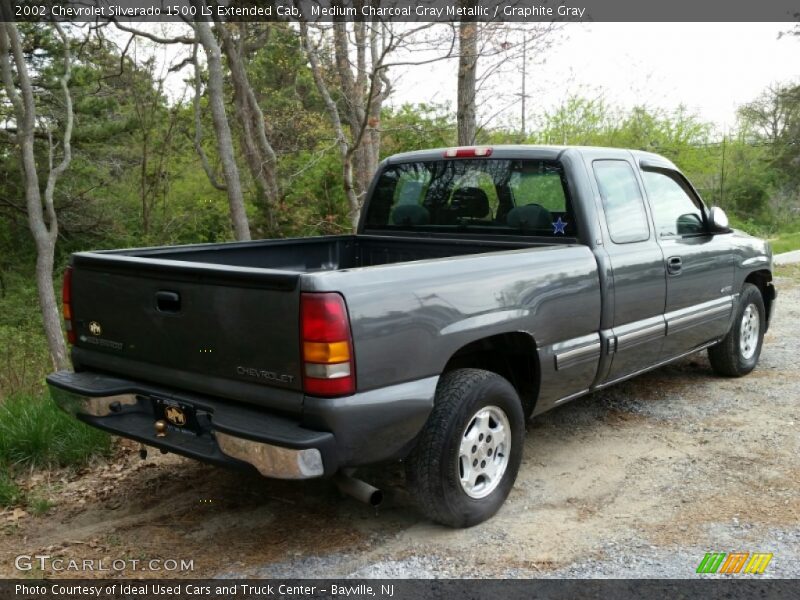 Medium Charcoal Gray Metallic / Graphite Gray 2002 Chevrolet Silverado 1500 LS Extended Cab