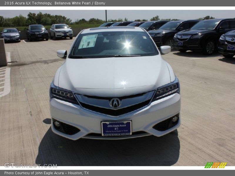 Bellanova White Pearl / Ebony 2016 Acura ILX Technology