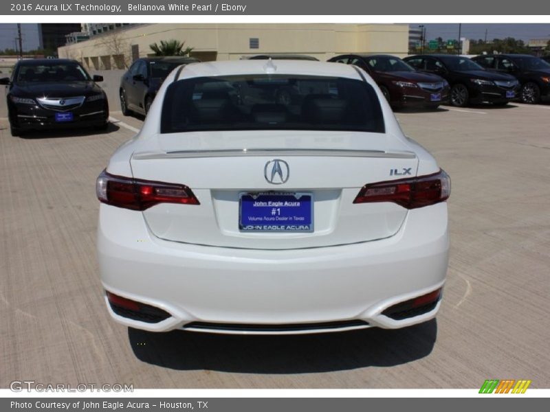 Bellanova White Pearl / Ebony 2016 Acura ILX Technology