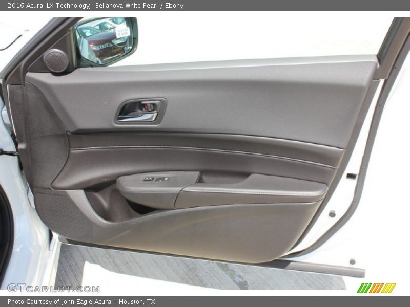 Bellanova White Pearl / Ebony 2016 Acura ILX Technology