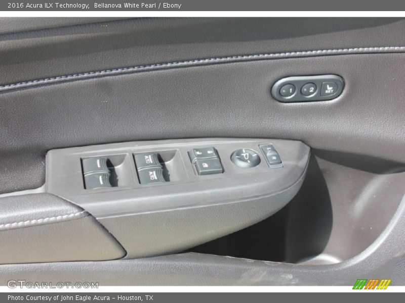 Bellanova White Pearl / Ebony 2016 Acura ILX Technology