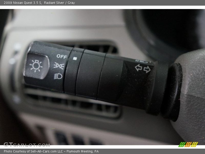 Radiant Silver / Gray 2009 Nissan Quest 3.5 S