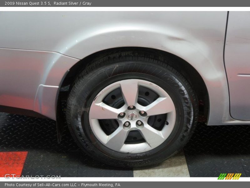 Radiant Silver / Gray 2009 Nissan Quest 3.5 S