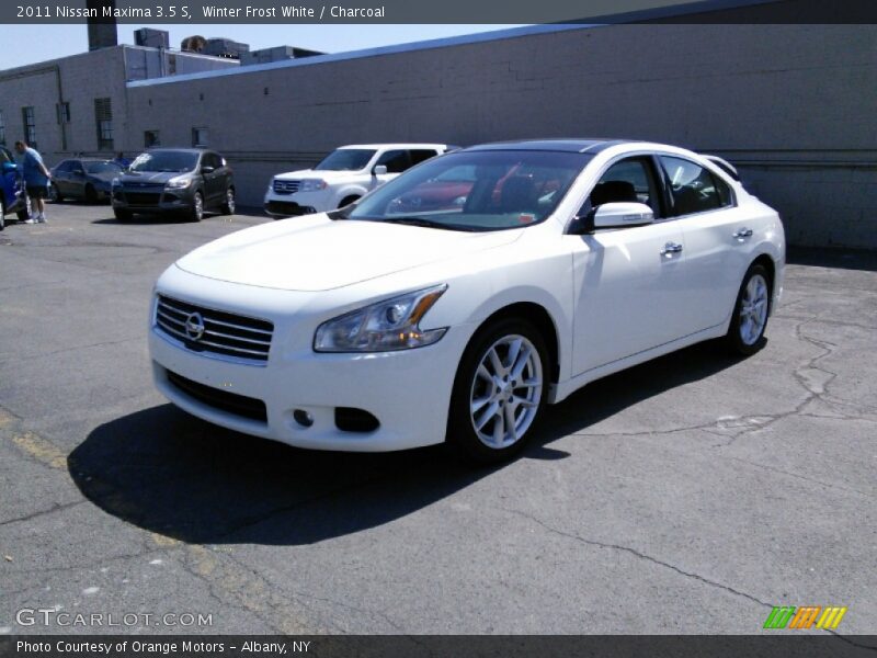 Winter Frost White / Charcoal 2011 Nissan Maxima 3.5 S