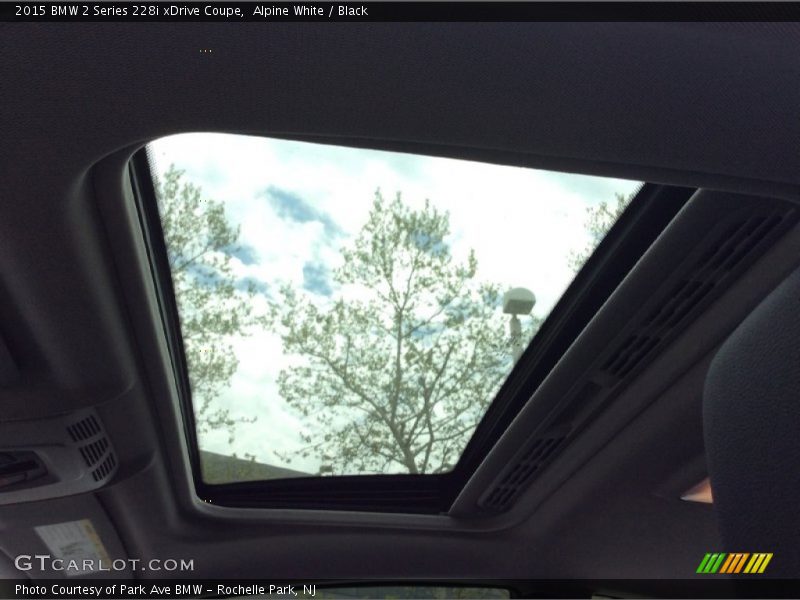 Alpine White / Black 2015 BMW 2 Series 228i xDrive Coupe
