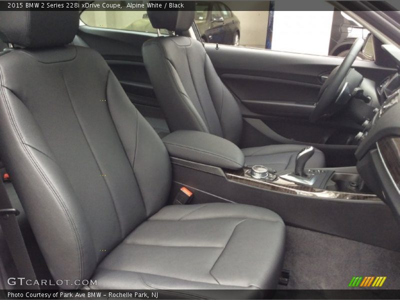 Alpine White / Black 2015 BMW 2 Series 228i xDrive Coupe