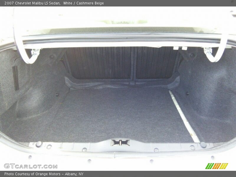 White / Cashmere Beige 2007 Chevrolet Malibu LS Sedan