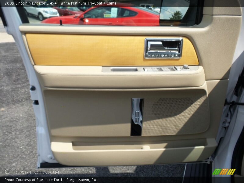 White Platinum Tri-Coat / Camel 2009 Lincoln Navigator L 4x4