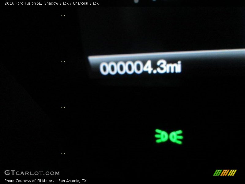 Shadow Black / Charcoal Black 2016 Ford Fusion SE