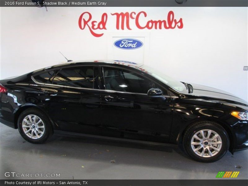 Shadow Black / Medium Earth Gray 2016 Ford Fusion S