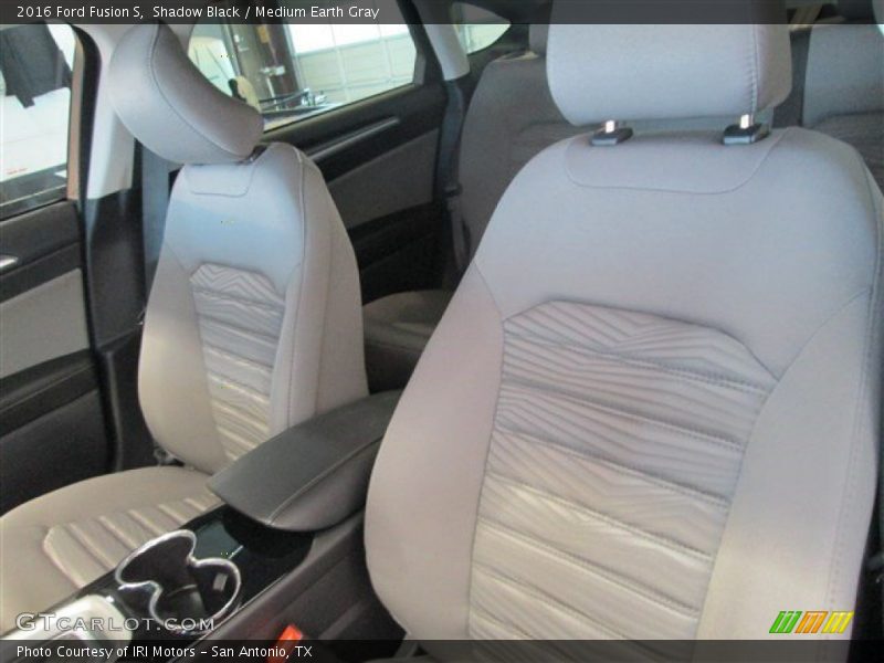 Shadow Black / Medium Earth Gray 2016 Ford Fusion S