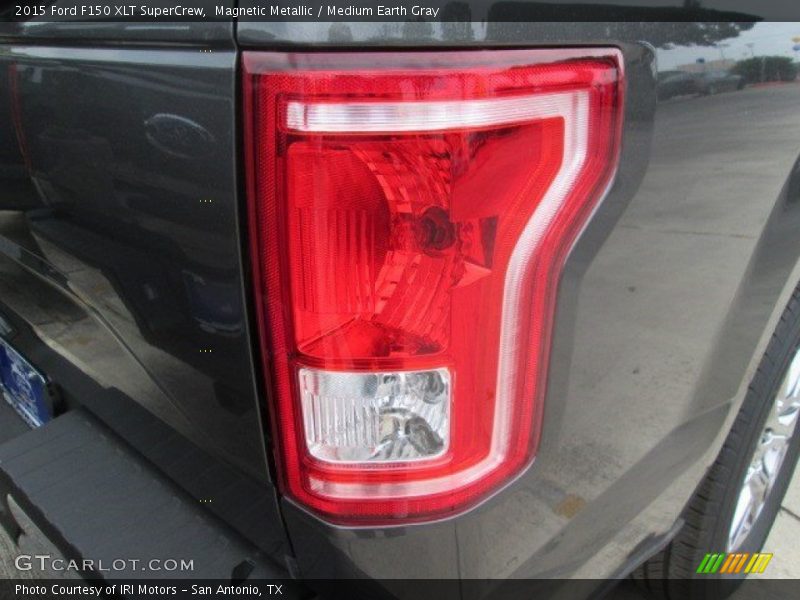 Magnetic Metallic / Medium Earth Gray 2015 Ford F150 XLT SuperCrew