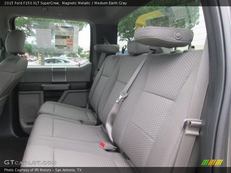Magnetic Metallic / Medium Earth Gray 2015 Ford F150 XLT SuperCrew