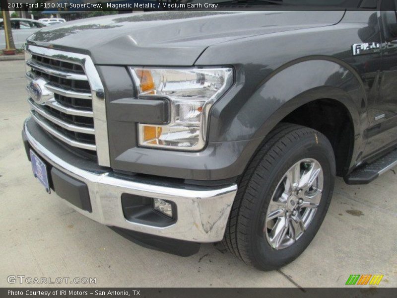 Magnetic Metallic / Medium Earth Gray 2015 Ford F150 XLT SuperCrew