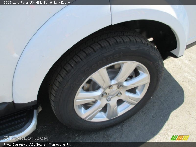 Fuji White / Ebony 2015 Land Rover LR4 HSE