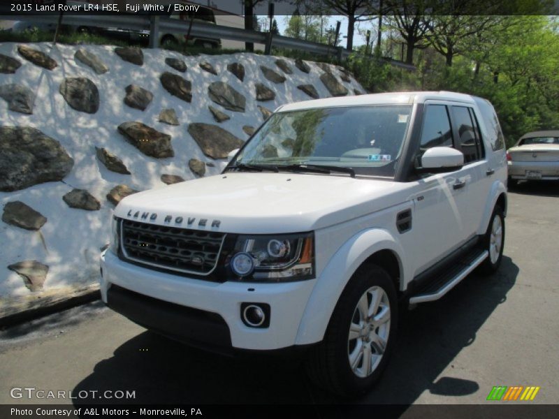 Fuji White / Ebony 2015 Land Rover LR4 HSE