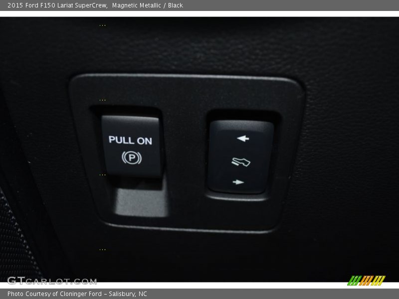 Magnetic Metallic / Black 2015 Ford F150 Lariat SuperCrew