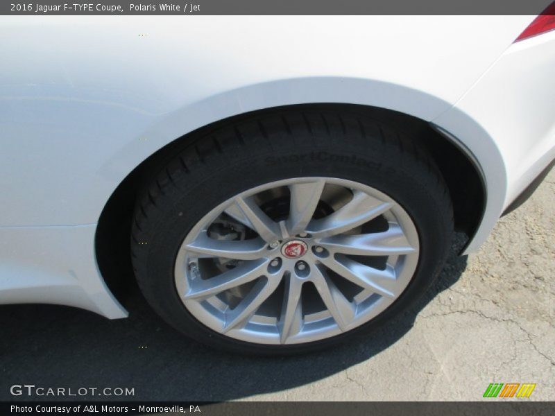 Polaris White / Jet 2016 Jaguar F-TYPE Coupe
