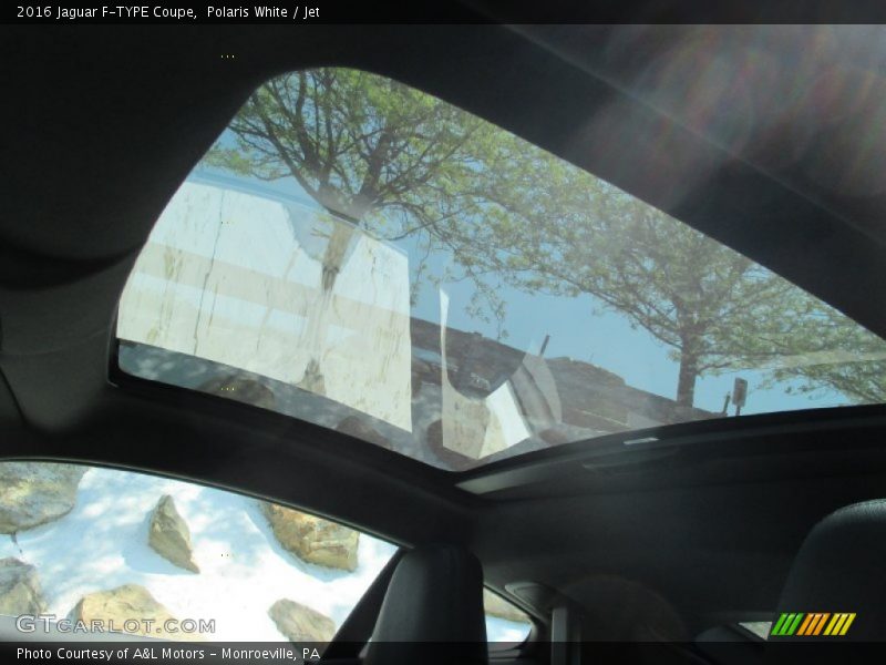 Polaris White / Jet 2016 Jaguar F-TYPE Coupe