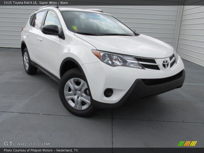 Super White / Black 2015 Toyota RAV4 LE