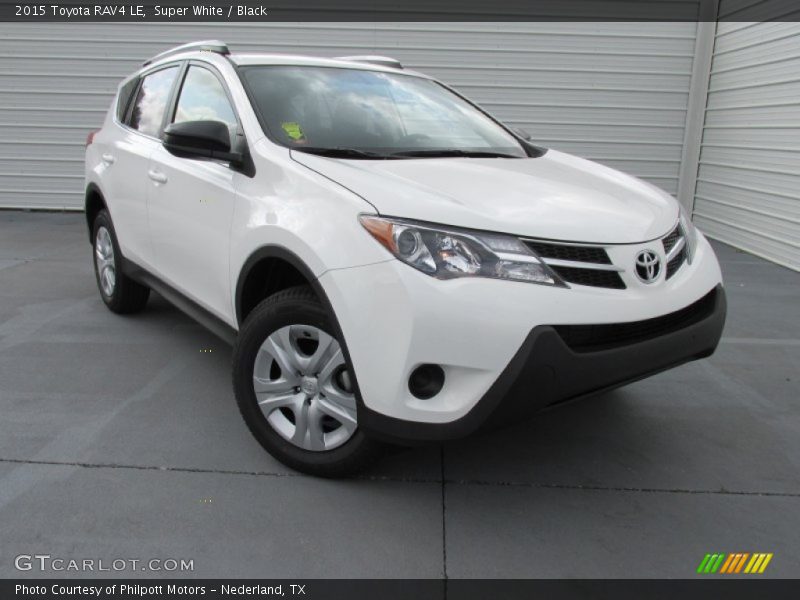 Super White / Black 2015 Toyota RAV4 LE