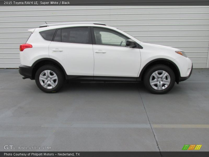 Super White / Black 2015 Toyota RAV4 LE