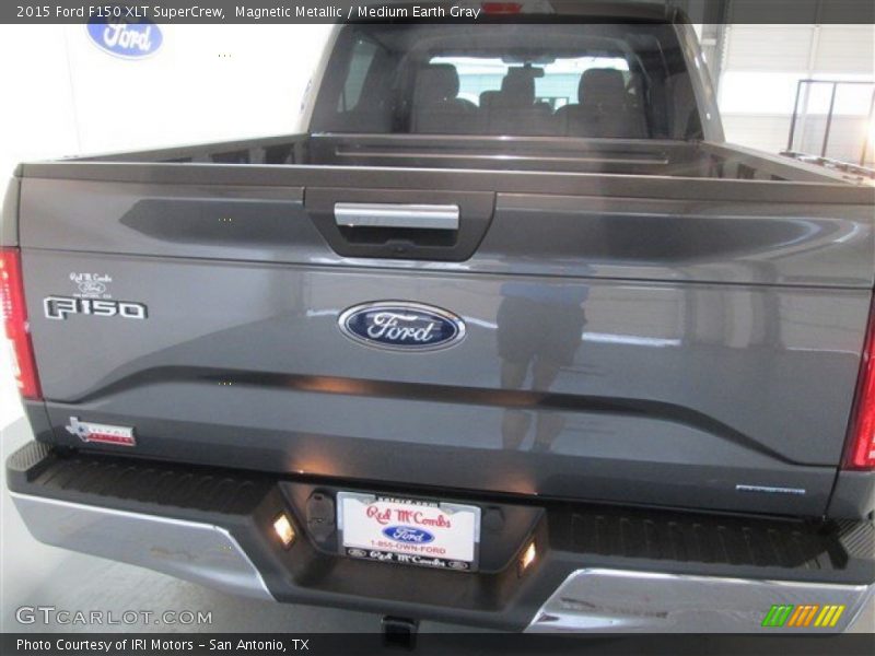 Magnetic Metallic / Medium Earth Gray 2015 Ford F150 XLT SuperCrew