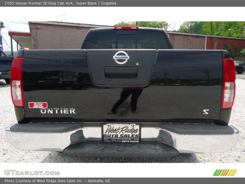 Super Black / Graphite 2005 Nissan Frontier SE King Cab 4x4