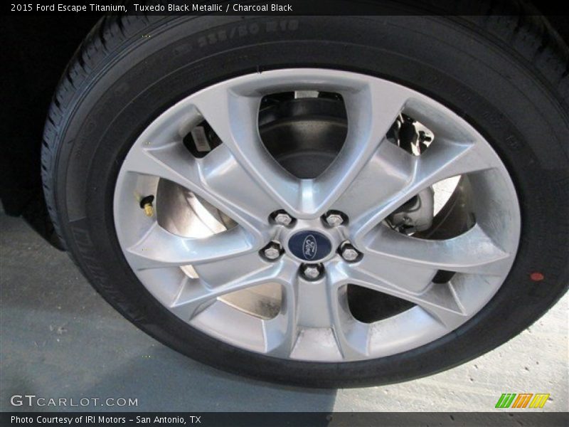 Tuxedo Black Metallic / Charcoal Black 2015 Ford Escape Titanium