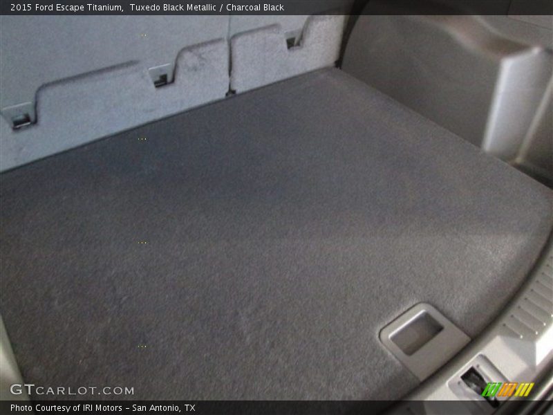 Tuxedo Black Metallic / Charcoal Black 2015 Ford Escape Titanium