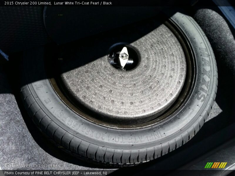 Lunar White Tri-Coat Pearl / Black 2015 Chrysler 200 Limited