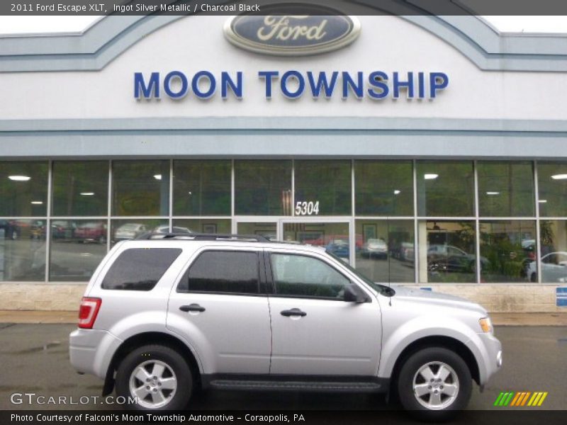 Ingot Silver Metallic / Charcoal Black 2011 Ford Escape XLT