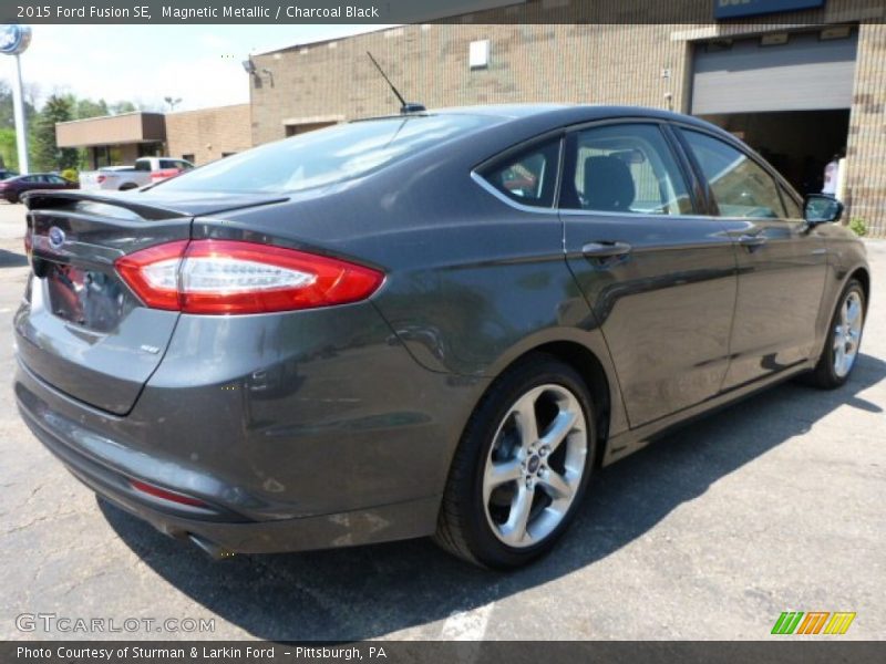 Magnetic Metallic / Charcoal Black 2015 Ford Fusion SE