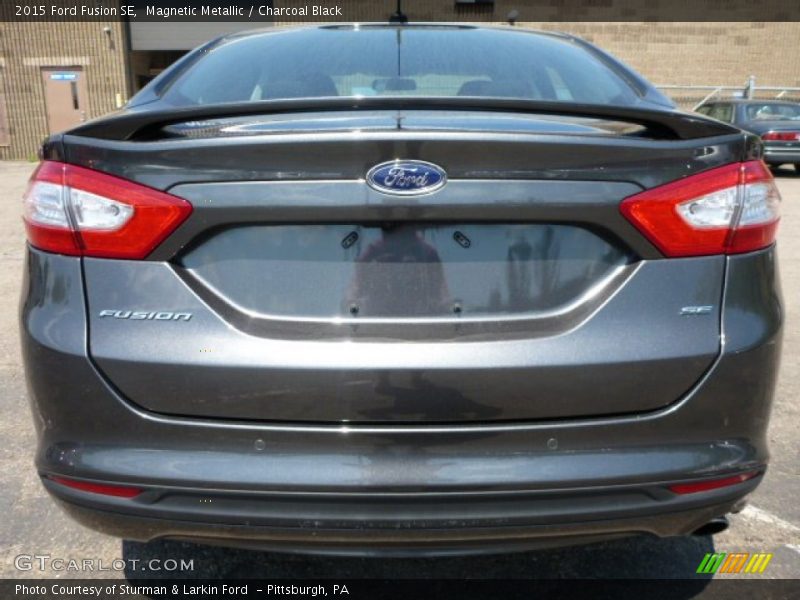 Magnetic Metallic / Charcoal Black 2015 Ford Fusion SE