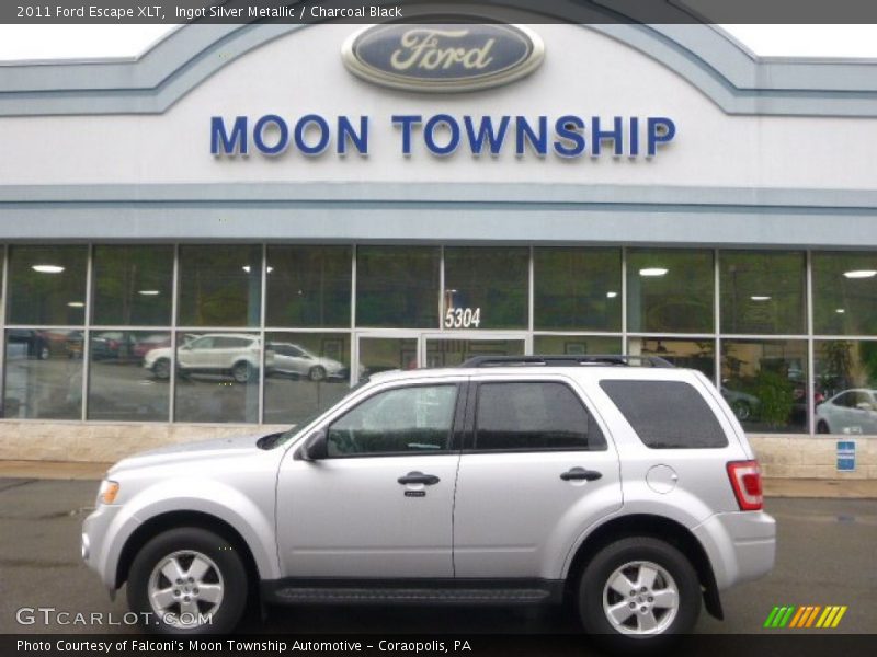 Ingot Silver Metallic / Charcoal Black 2011 Ford Escape XLT