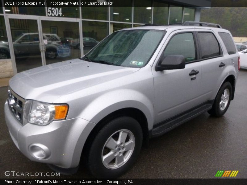 Ingot Silver Metallic / Charcoal Black 2011 Ford Escape XLT