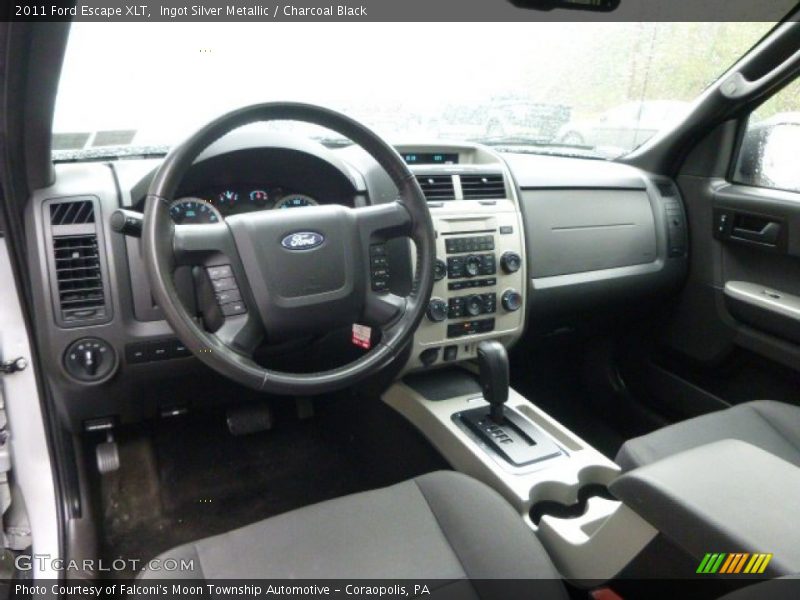 Ingot Silver Metallic / Charcoal Black 2011 Ford Escape XLT