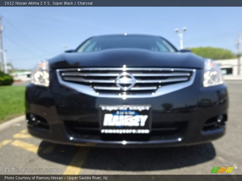 Super Black / Charcoal 2012 Nissan Altima 2.5 S