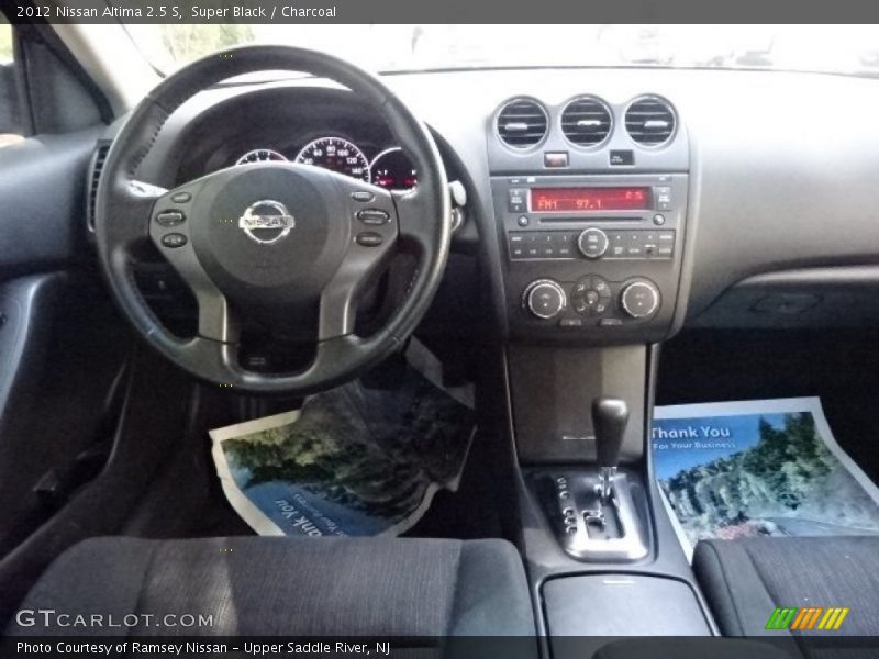 Super Black / Charcoal 2012 Nissan Altima 2.5 S