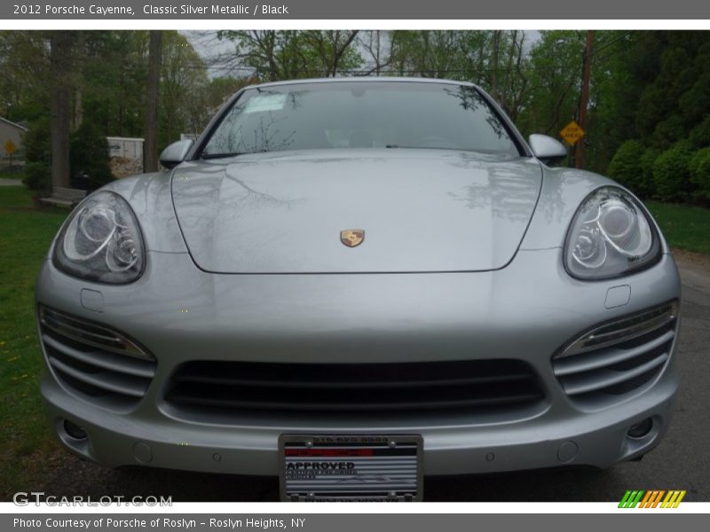 Classic Silver Metallic / Black 2012 Porsche Cayenne