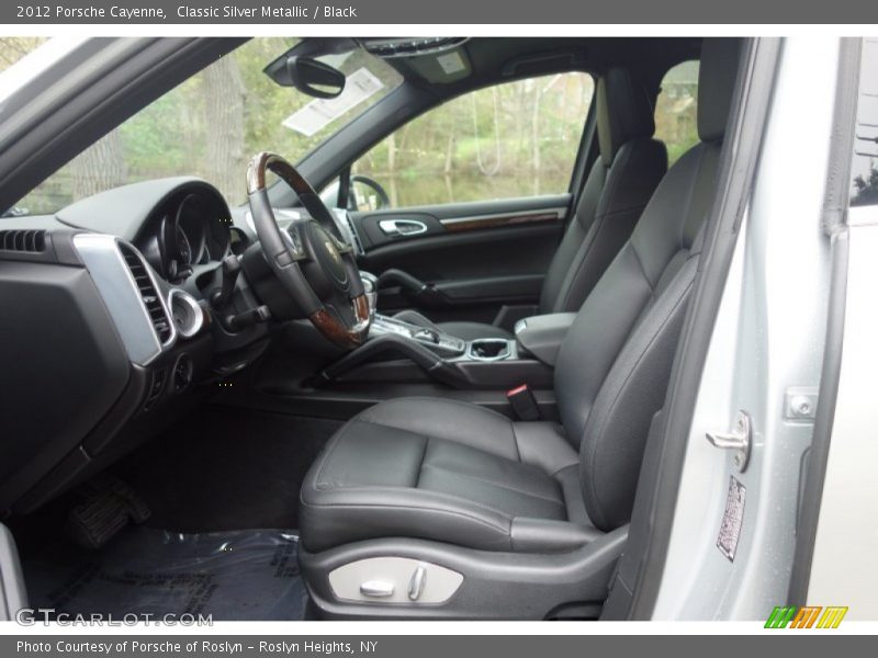 Classic Silver Metallic / Black 2012 Porsche Cayenne