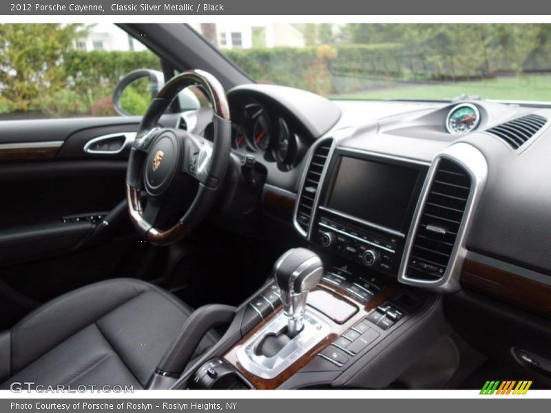 Classic Silver Metallic / Black 2012 Porsche Cayenne