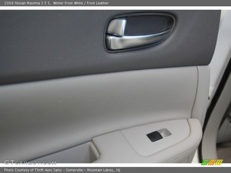 Winter Frost White / Frost Leather 2009 Nissan Maxima 3.5 S