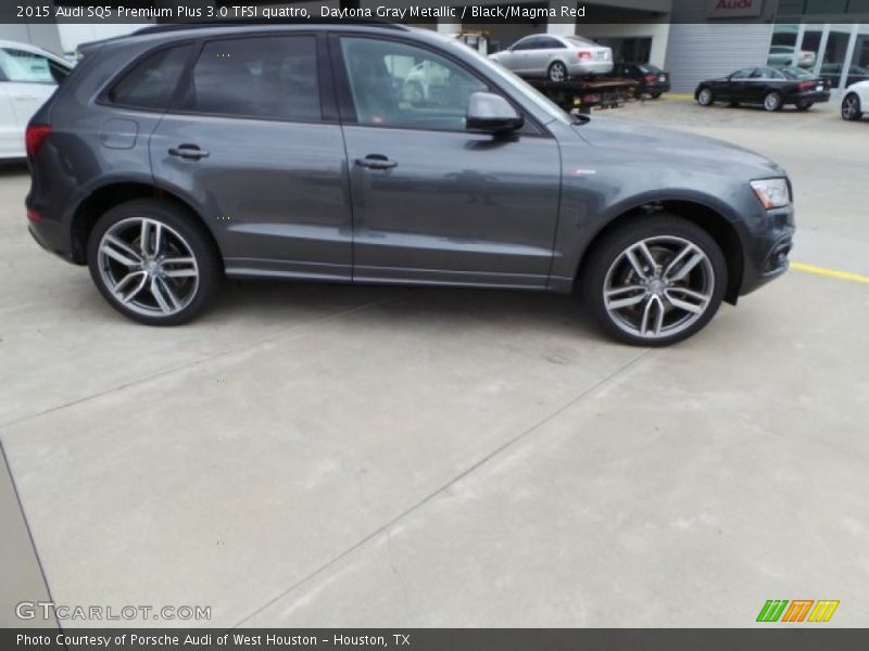 Daytona Gray Metallic / Black/Magma Red 2015 Audi SQ5 Premium Plus 3.0 TFSI quattro