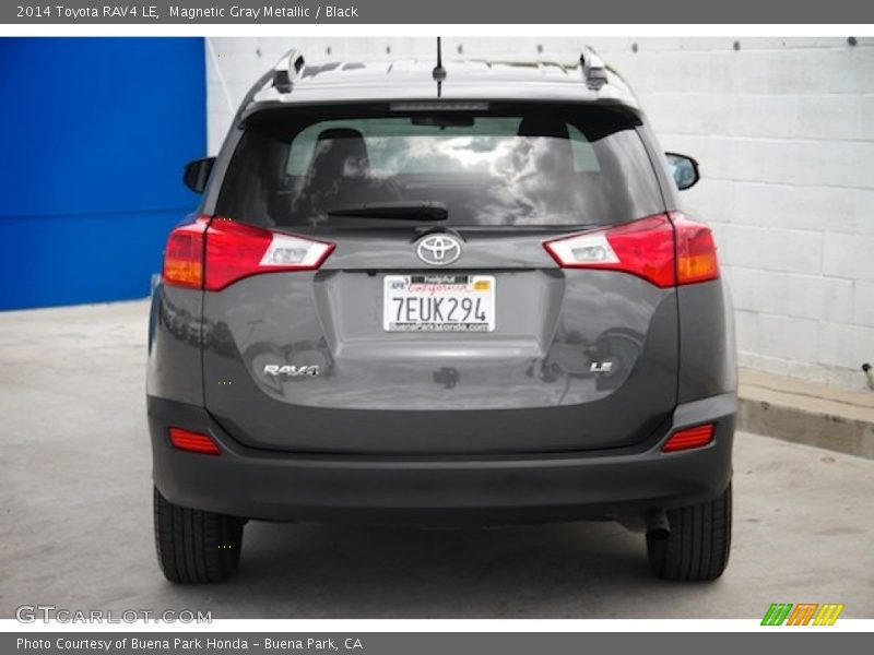 Magnetic Gray Metallic / Black 2014 Toyota RAV4 LE